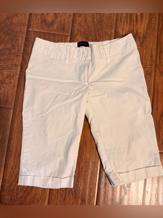 The Limited Pants - White Bermuda Shorts